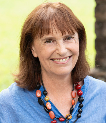 Alison Strasser DProf (Psychotherapy & Counselling), MA, BA Hons
